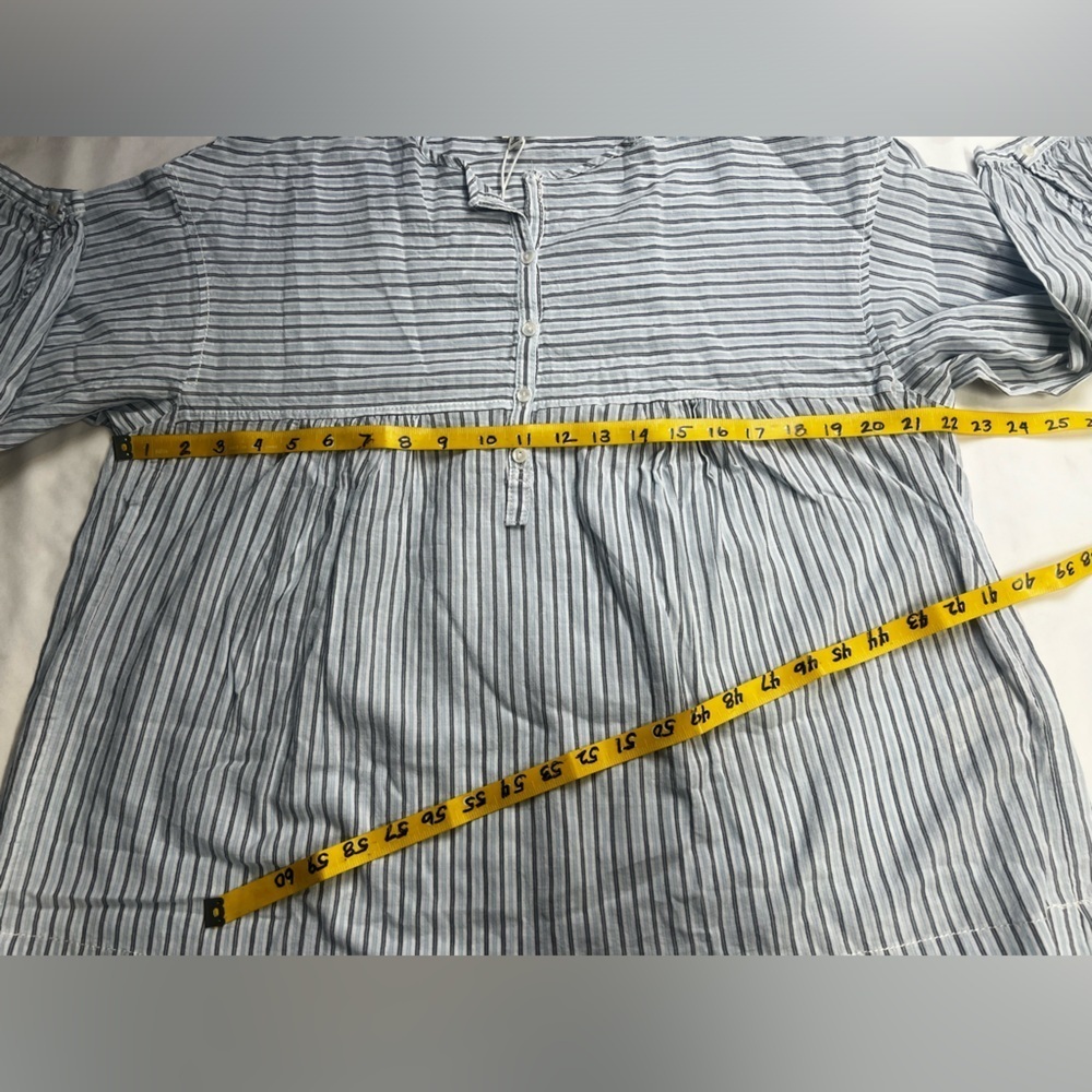 🛍️MAX STUDIO Blue and white‎ stripe casual top size XS - Picture 12 of 13